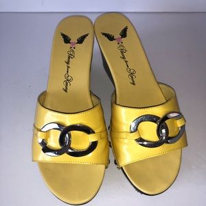 Penny Loves Kenny Yellow Wedge